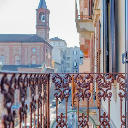 Apartment Luxury For Groups & Families In Center Turin