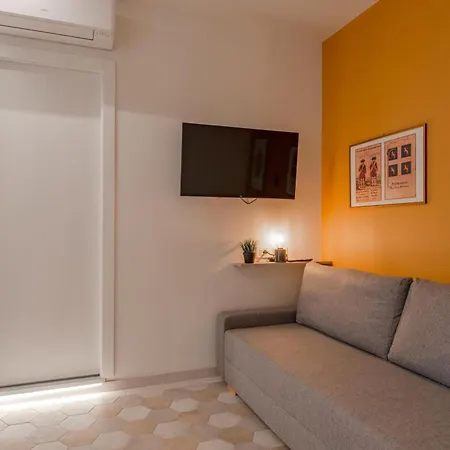 Luxury For Groups & Families In Center