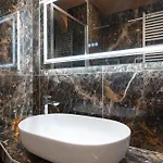 Apartamento Luxury For Groups & Families In Center